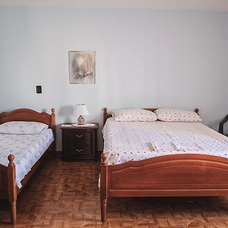Apartments Mehmeti Vlore Bilik gambar