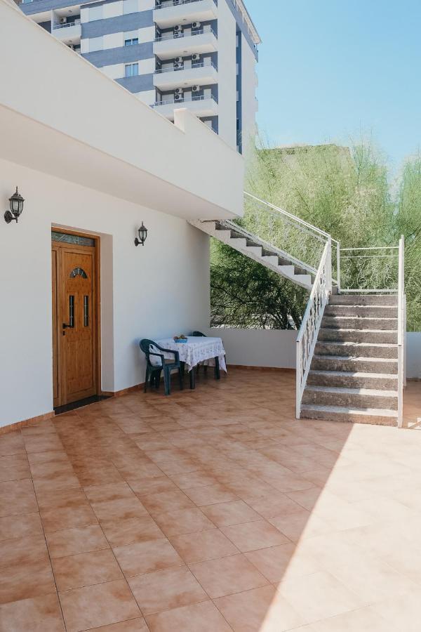 Apartments Mehmeti Vlore Luaran gambar