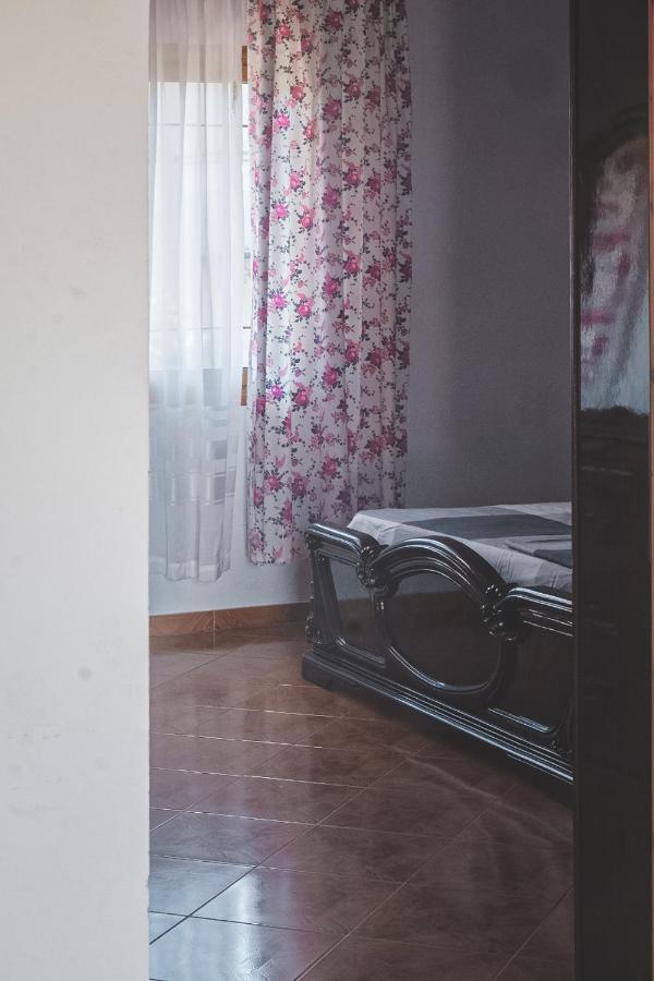 Apartments Mehmeti Vlore Luaran gambar