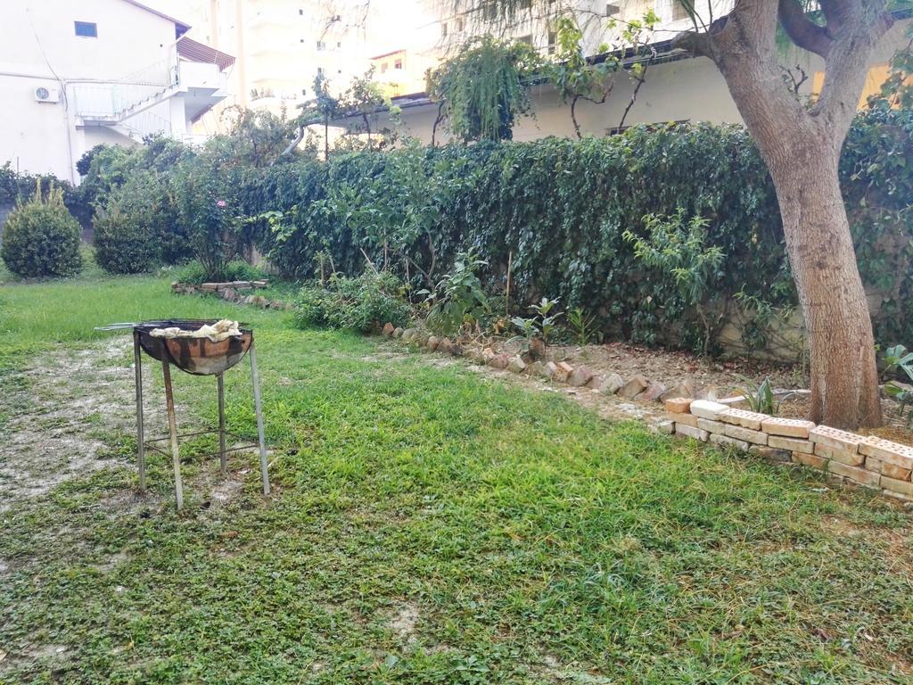 Apartments Mehmeti Vlore Luaran gambar